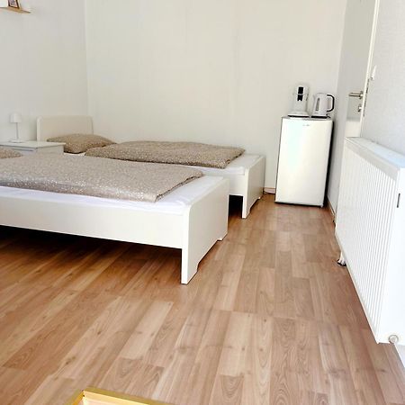 Ein Zimmer In Phantasialand Naehe Weilerswist Eksteriør bilde